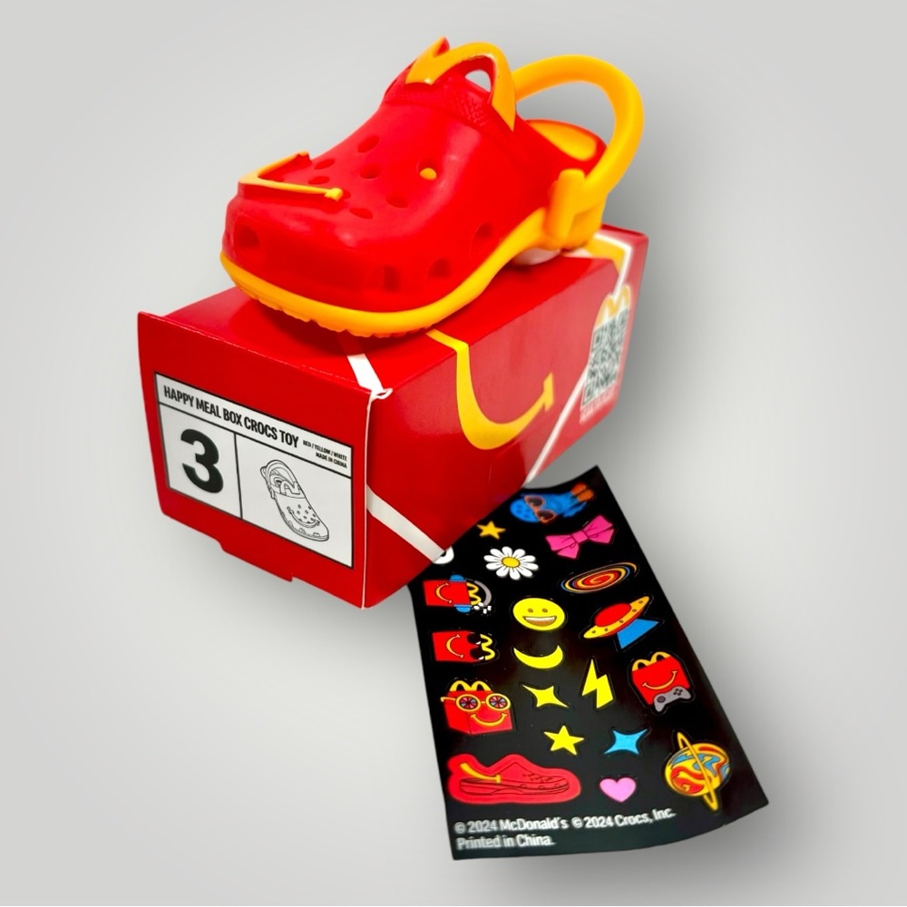 McDonalds 2024 x Mini Crocs #3 keychain clip Happy Meal Toy!